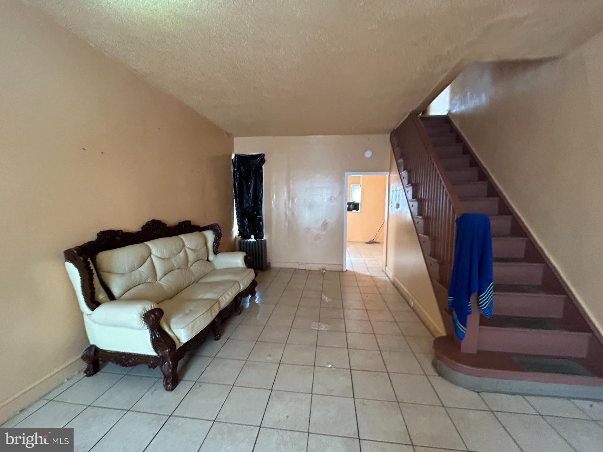 WEST KENSINGTON - Residential