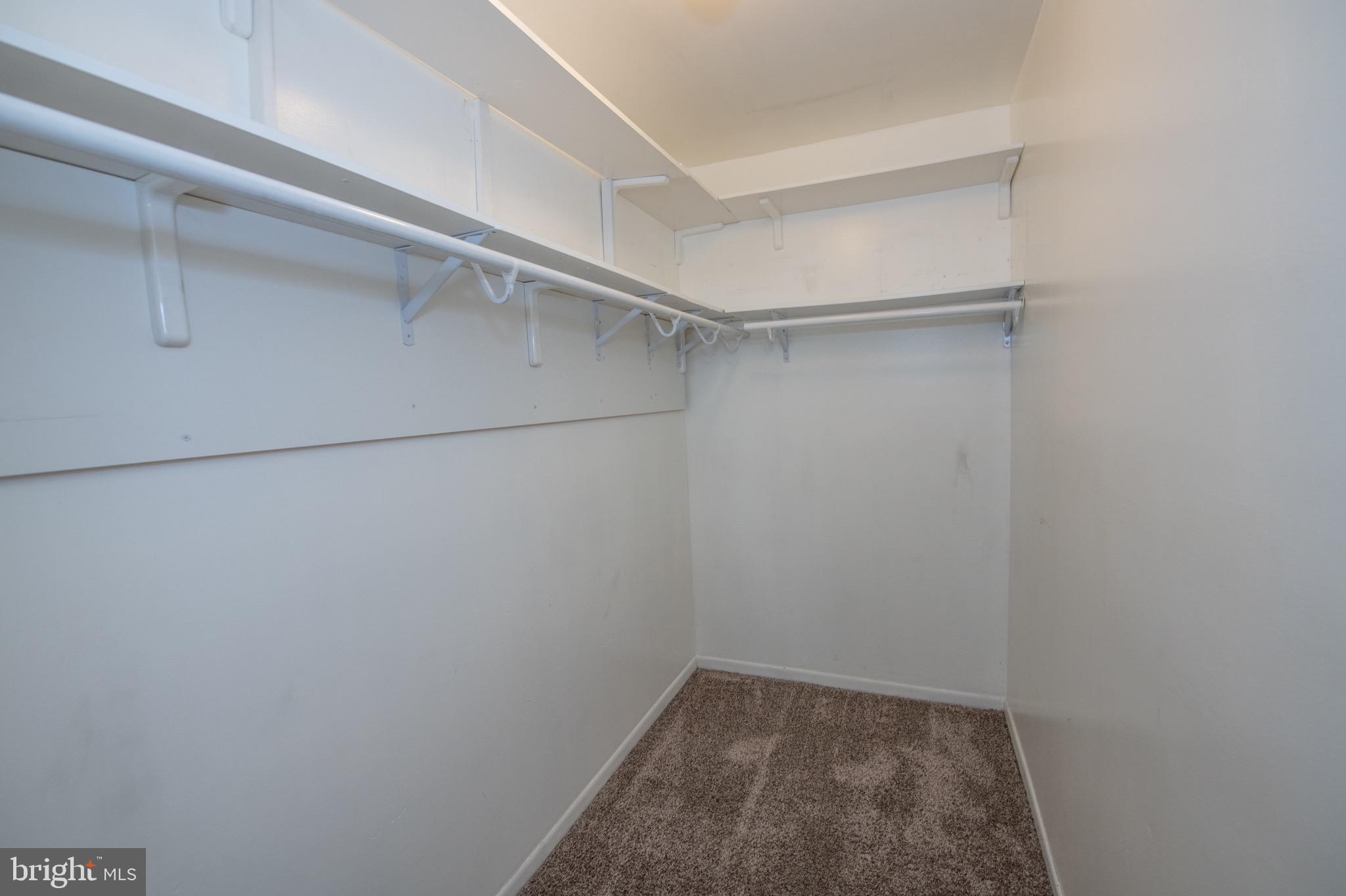 DELAIRE LANDING - Residential