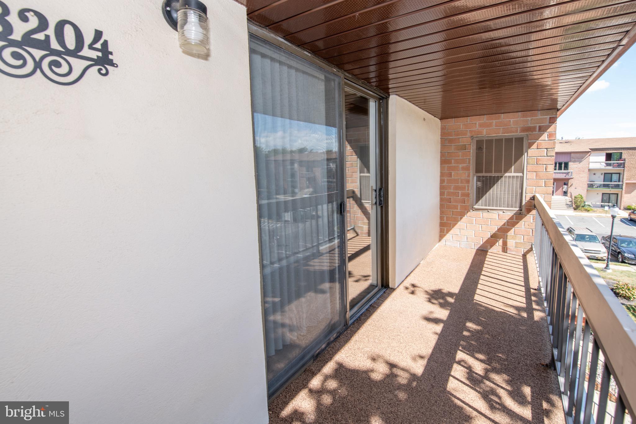 DELAIRE LANDING - Residential