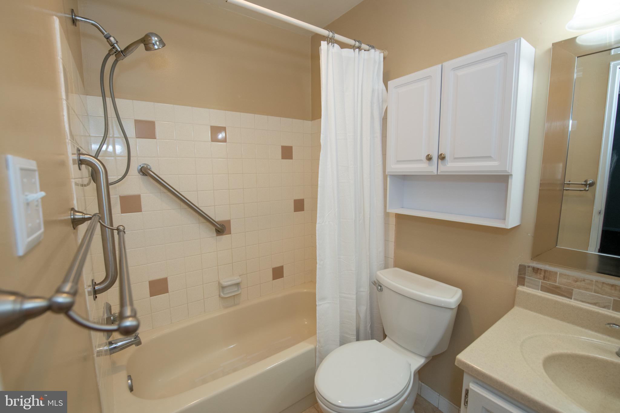 DELAIRE LANDING - Residential