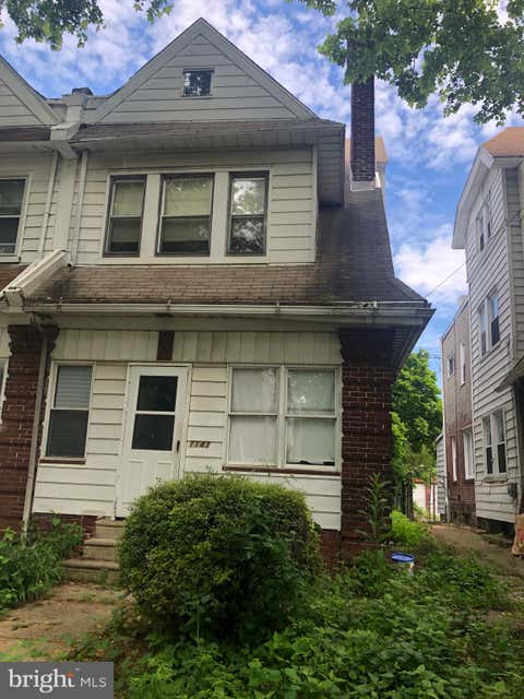 Townhouse For Sale - 1143 Harrison Street<br/> PHILADELPHIA, PA 19124