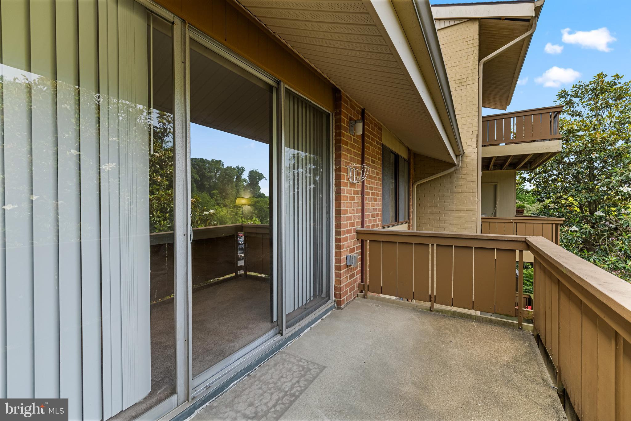 19 HAMILL ROAD 19E