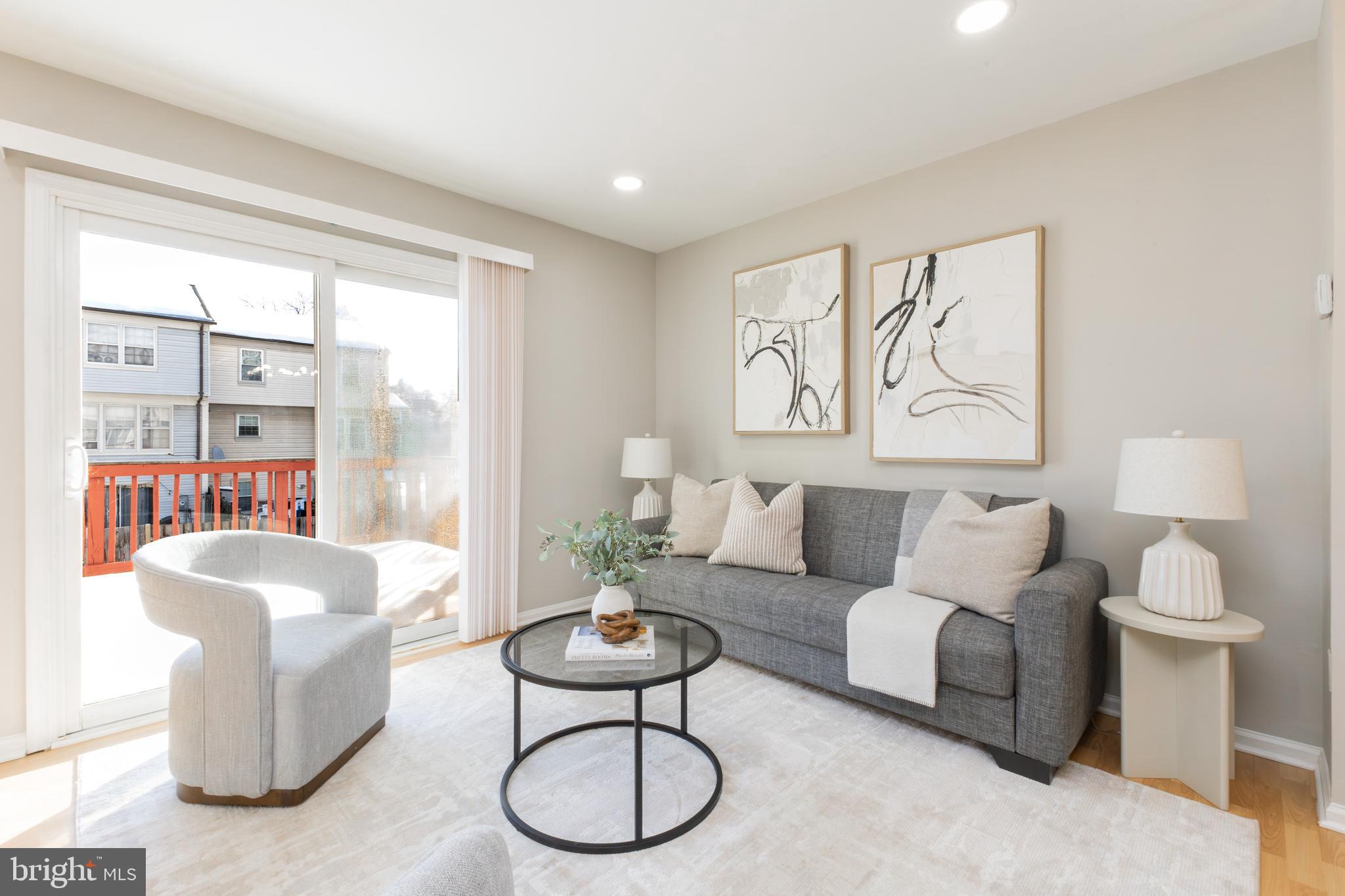 DUNN LORING VILLAGE - Residential