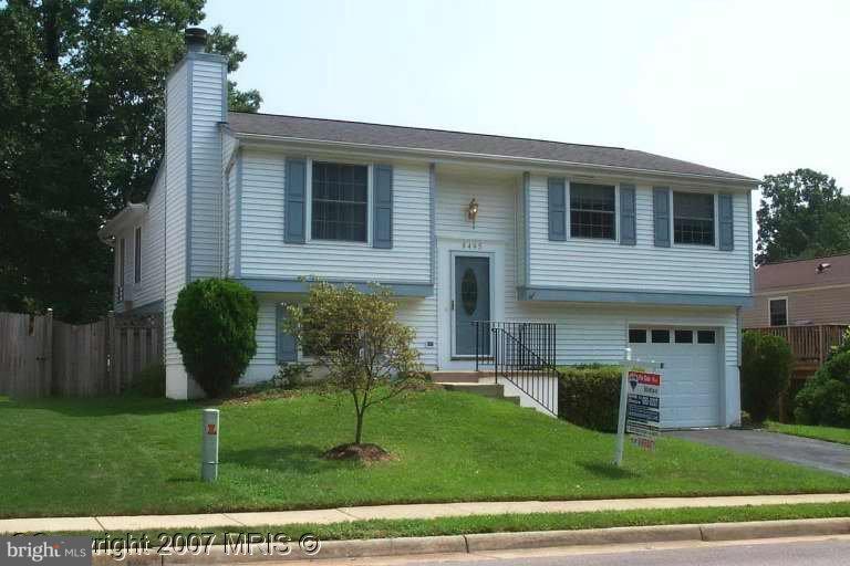 NEWINGTON FOREST - Residential Lease