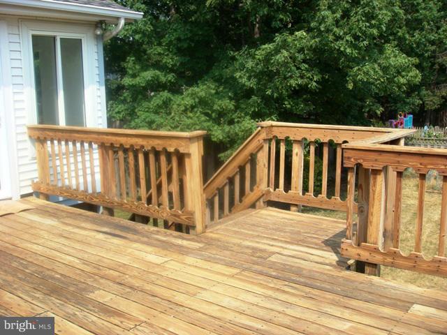 NEWINGTON FOREST - Residential Lease