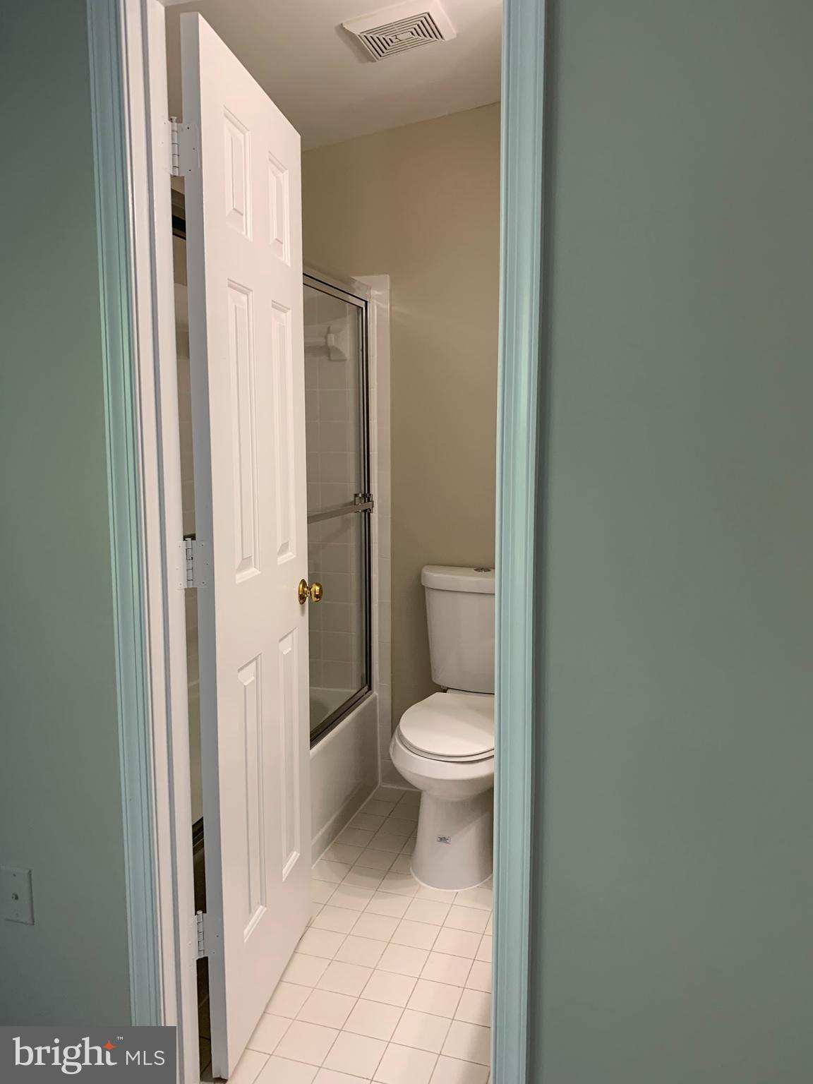 SHERIDAN SQUARE - Residential Lease