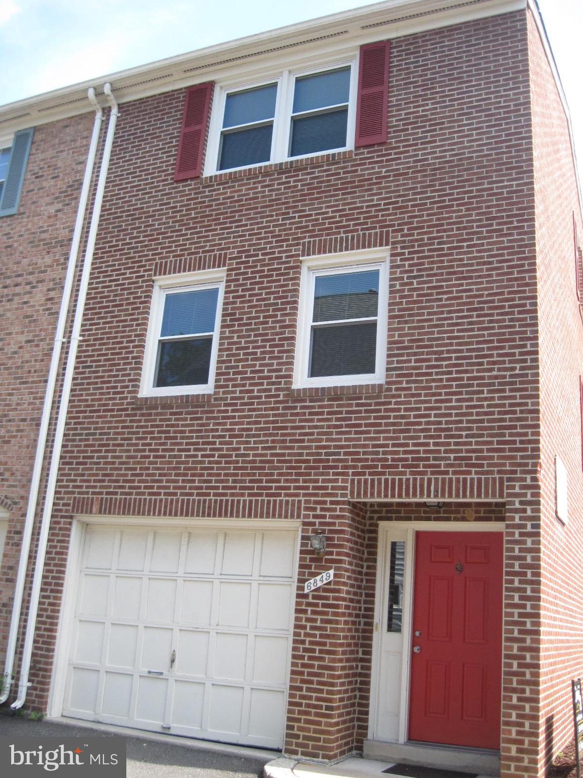 SHERIDAN SQUARE - Residential Lease