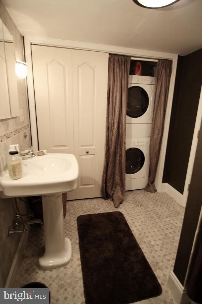 PENNSPORT - Residential Lease