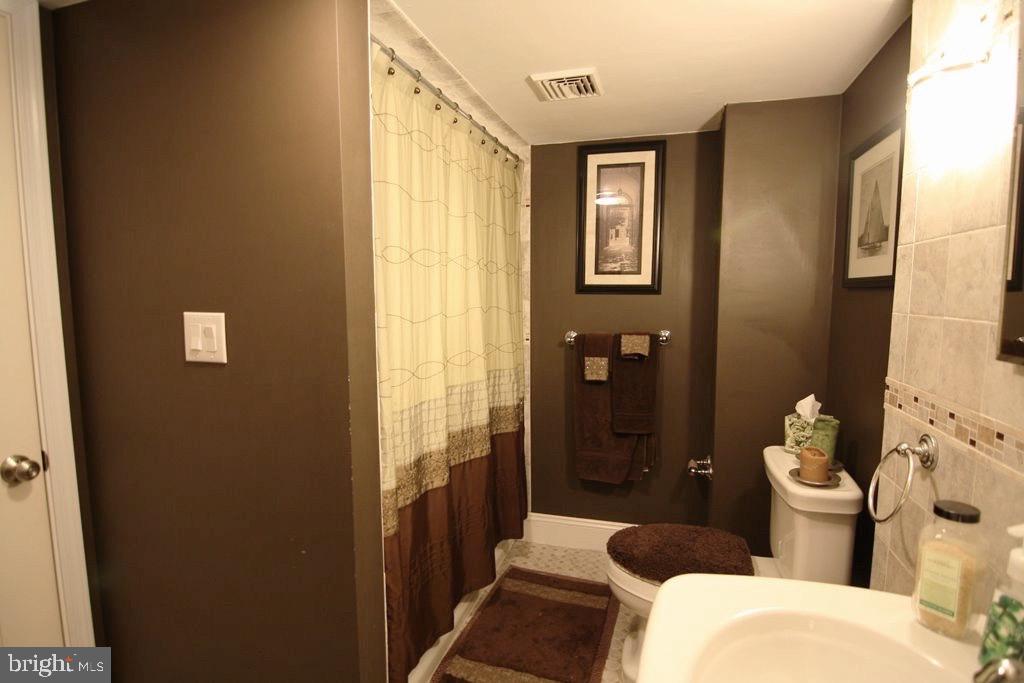 PENNSPORT - Residential Lease