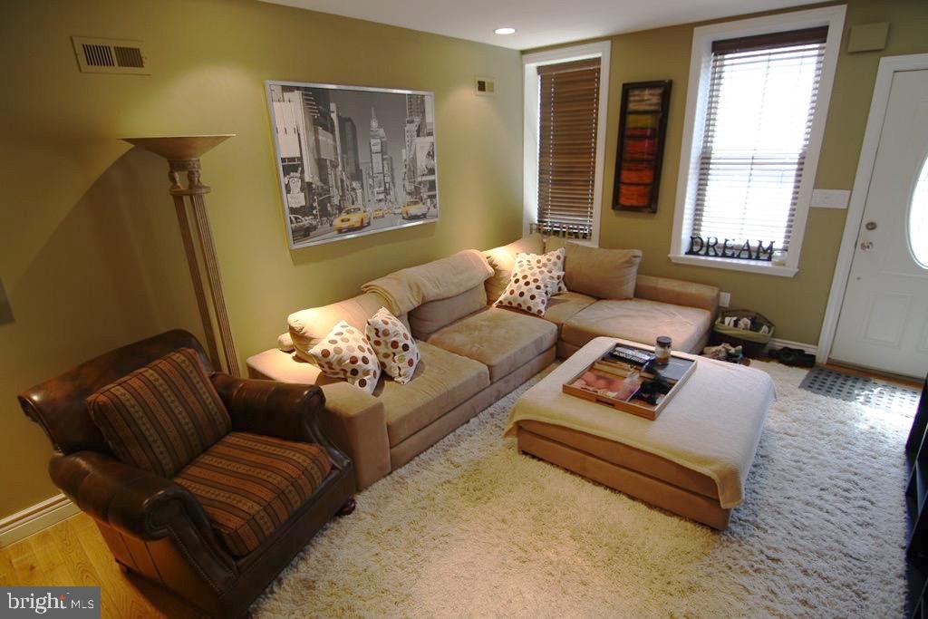 PENNSPORT - Residential Lease