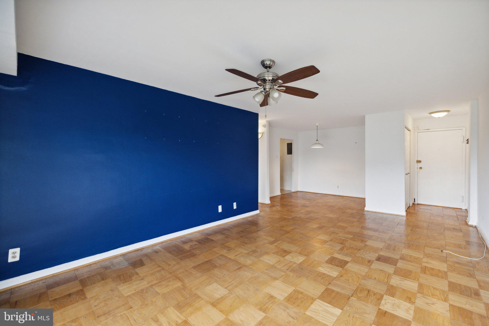 THAYER TOWERS - Residential