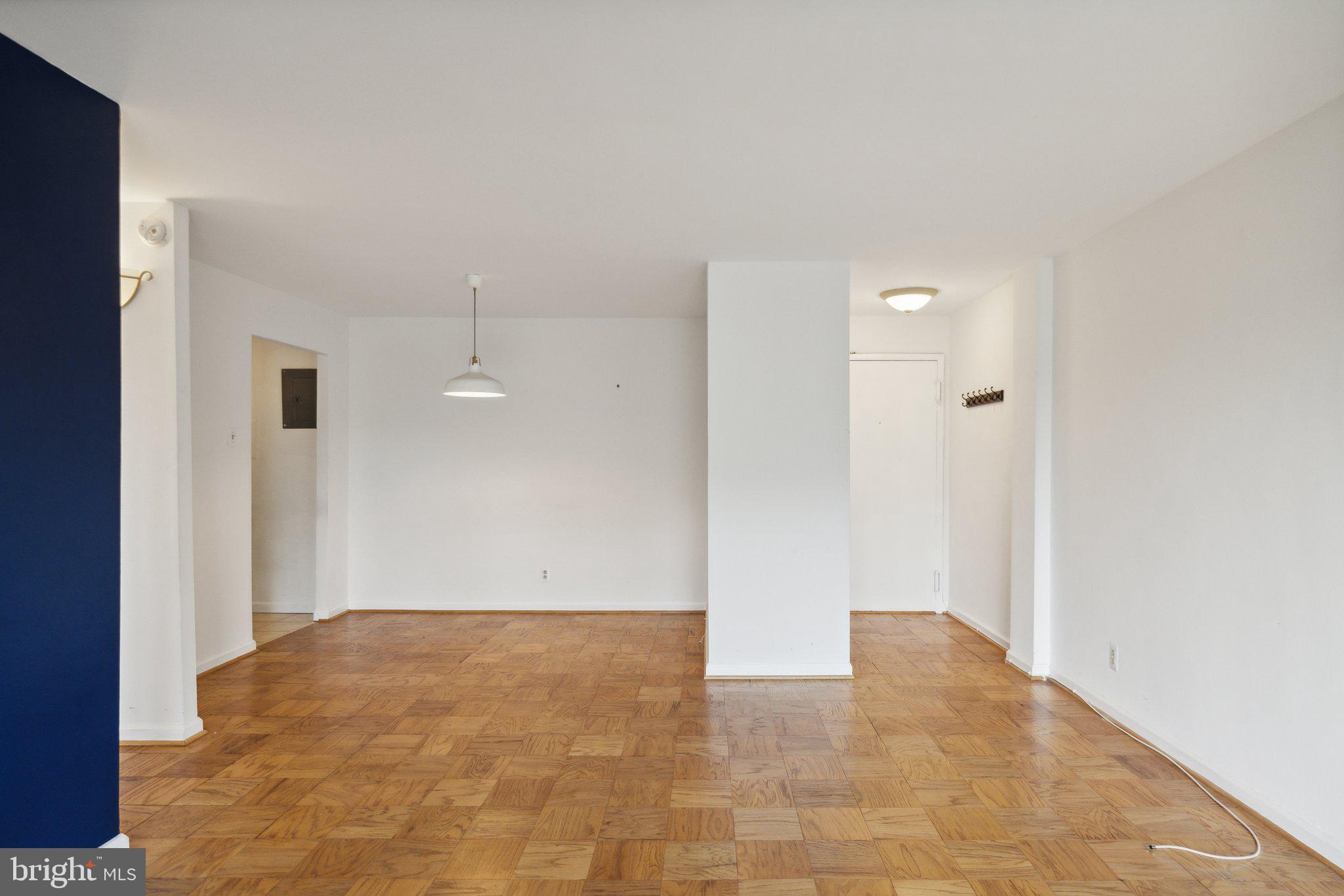 THAYER TOWERS - Residential