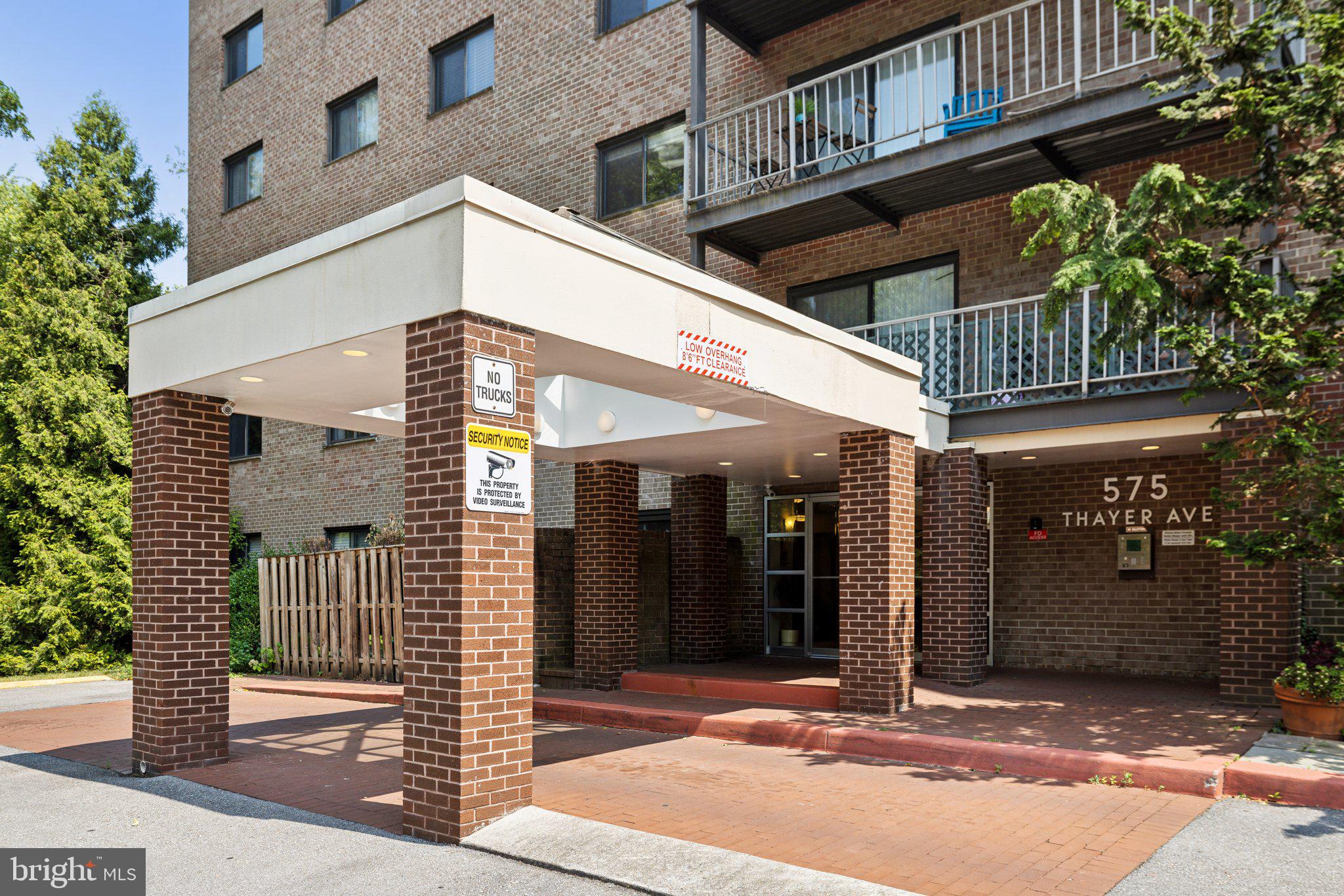 THAYER TOWERS - Residential