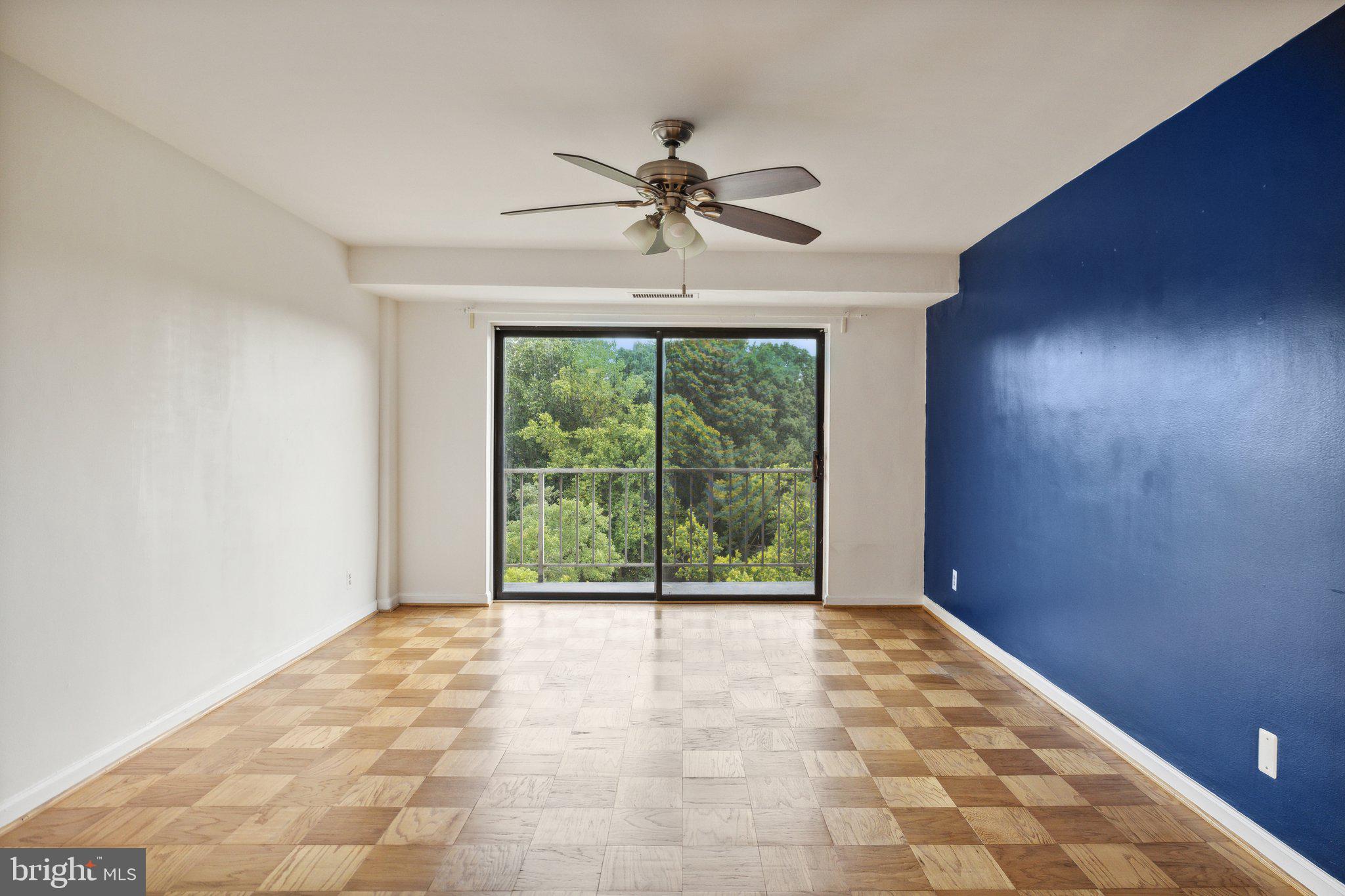 THAYER TOWERS - Residential