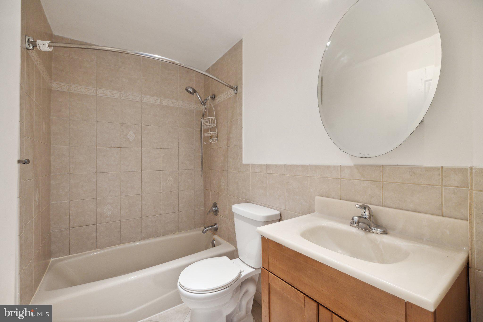 THAYER TOWERS - Residential