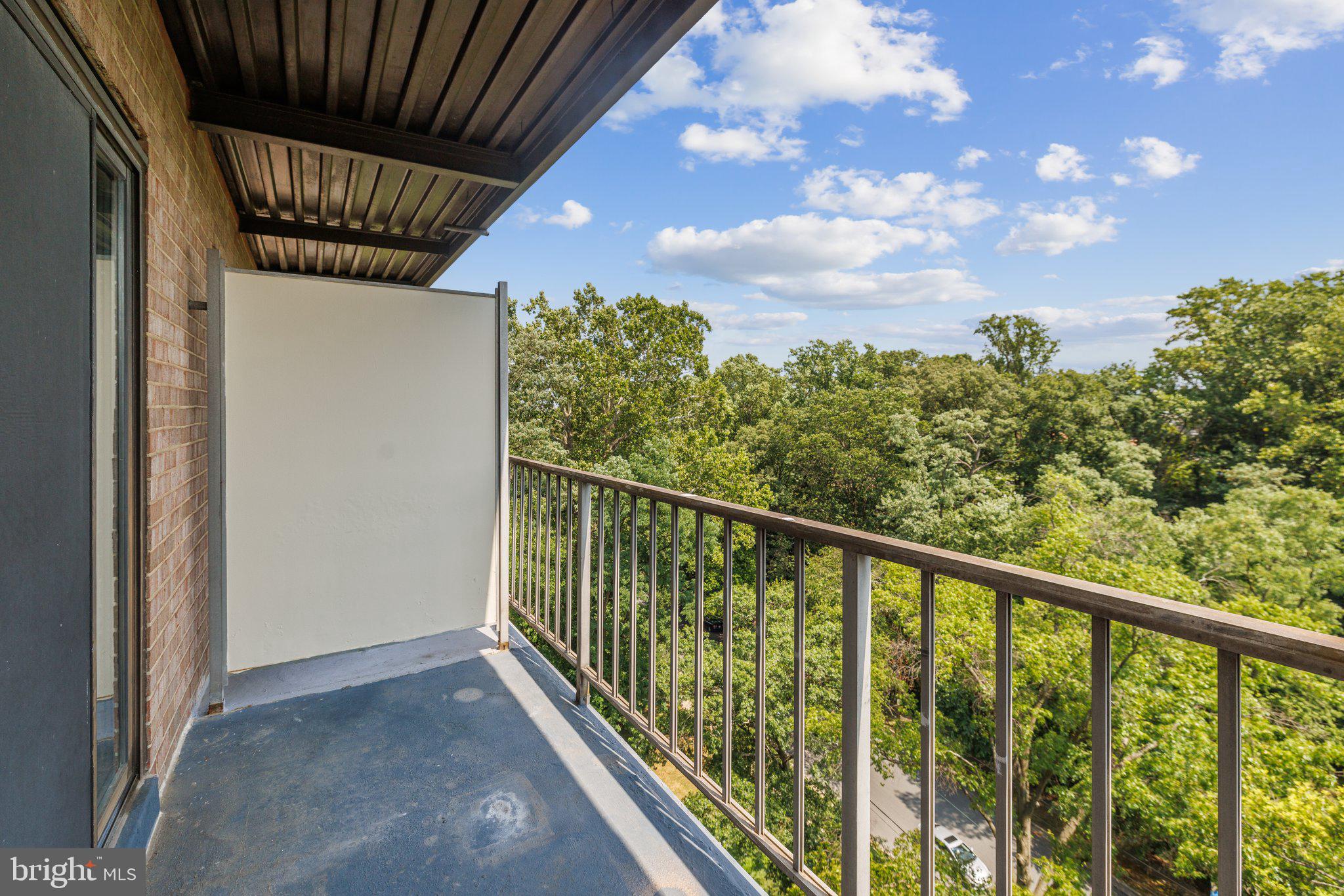 THAYER TOWERS - Residential