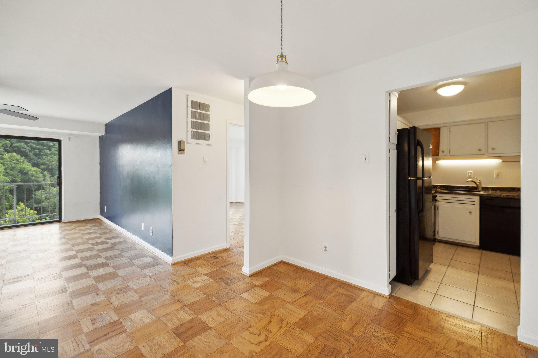 THAYER TOWERS - Residential