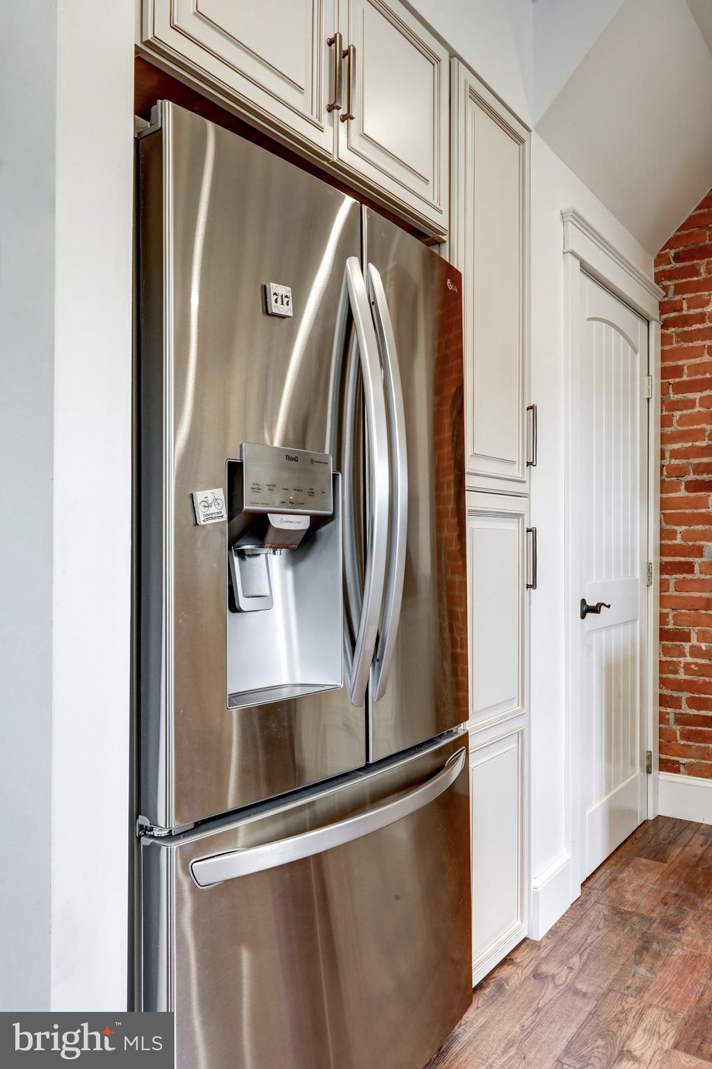 LANCASTER - Residential Lease