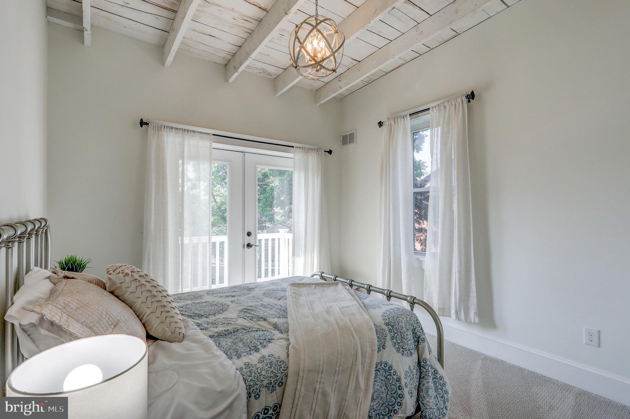 LANCASTER - Residential Lease