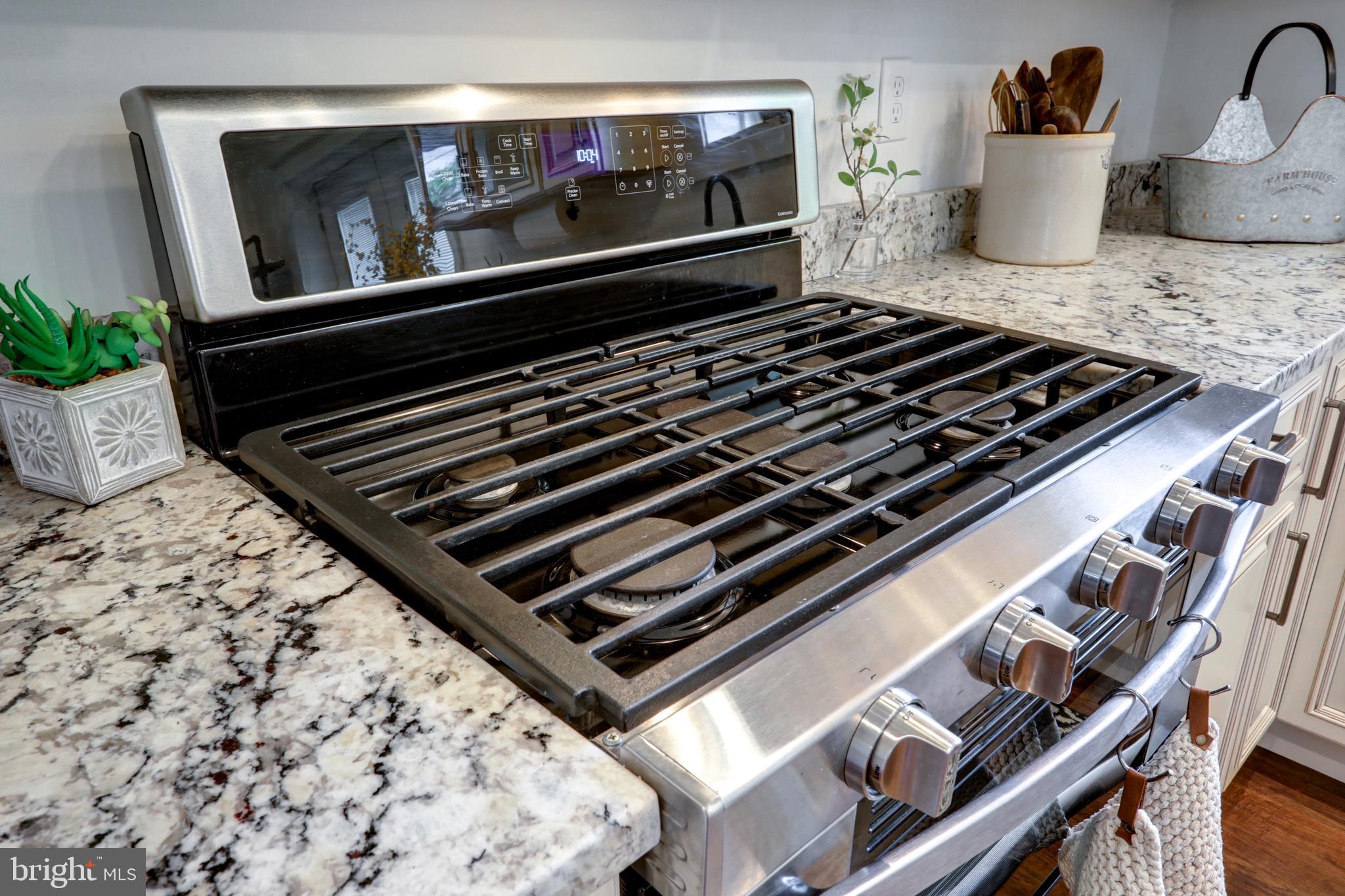 LANCASTER - Residential Lease