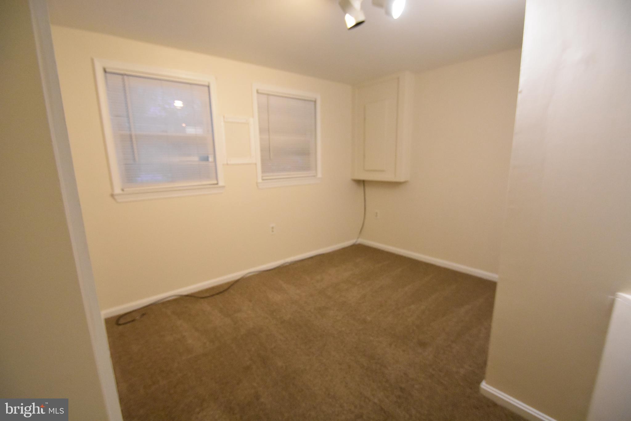 COLONY VILLAGE - Residential Lease