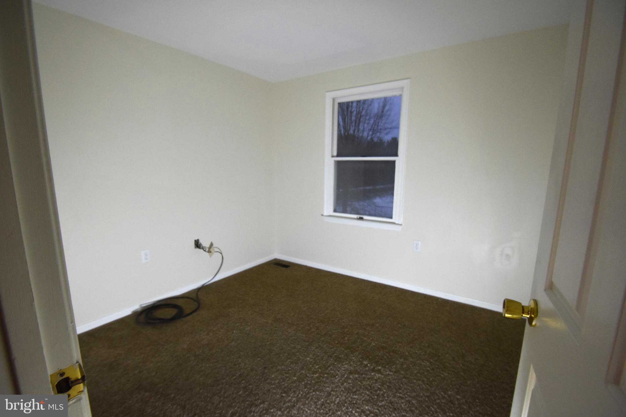 COLONY VILLAGE - Residential Lease