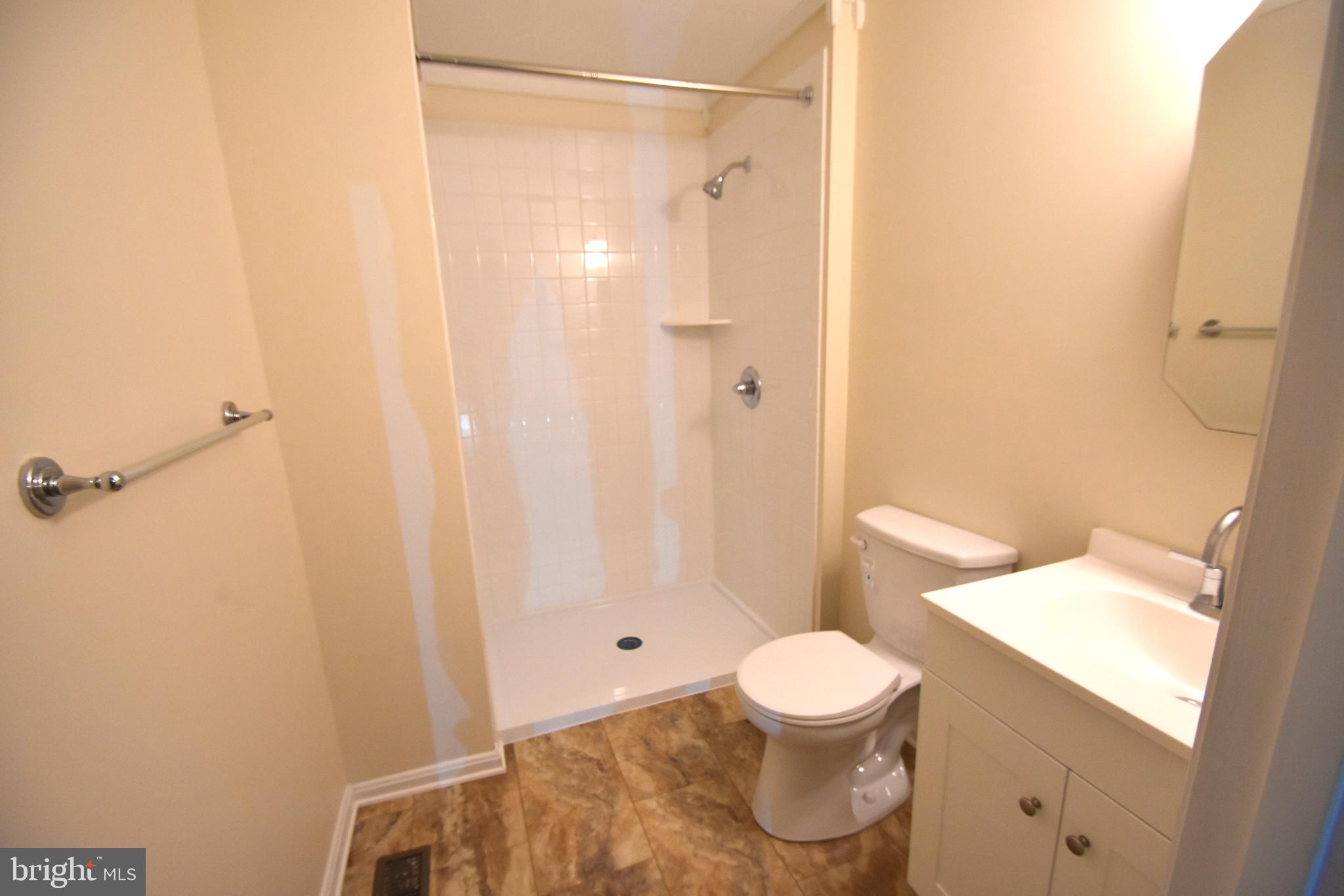 COLONY VILLAGE - Residential Lease