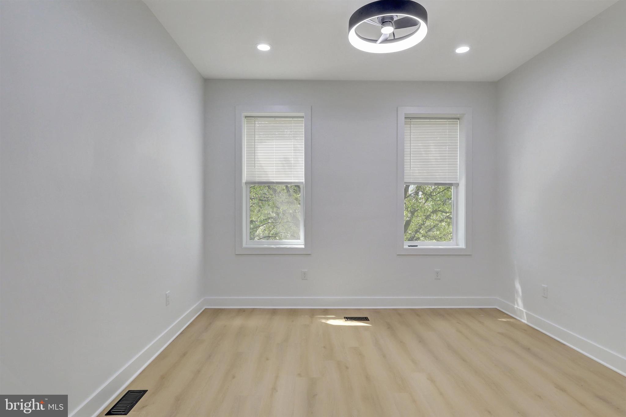 MCELDERRY PARK - Residential