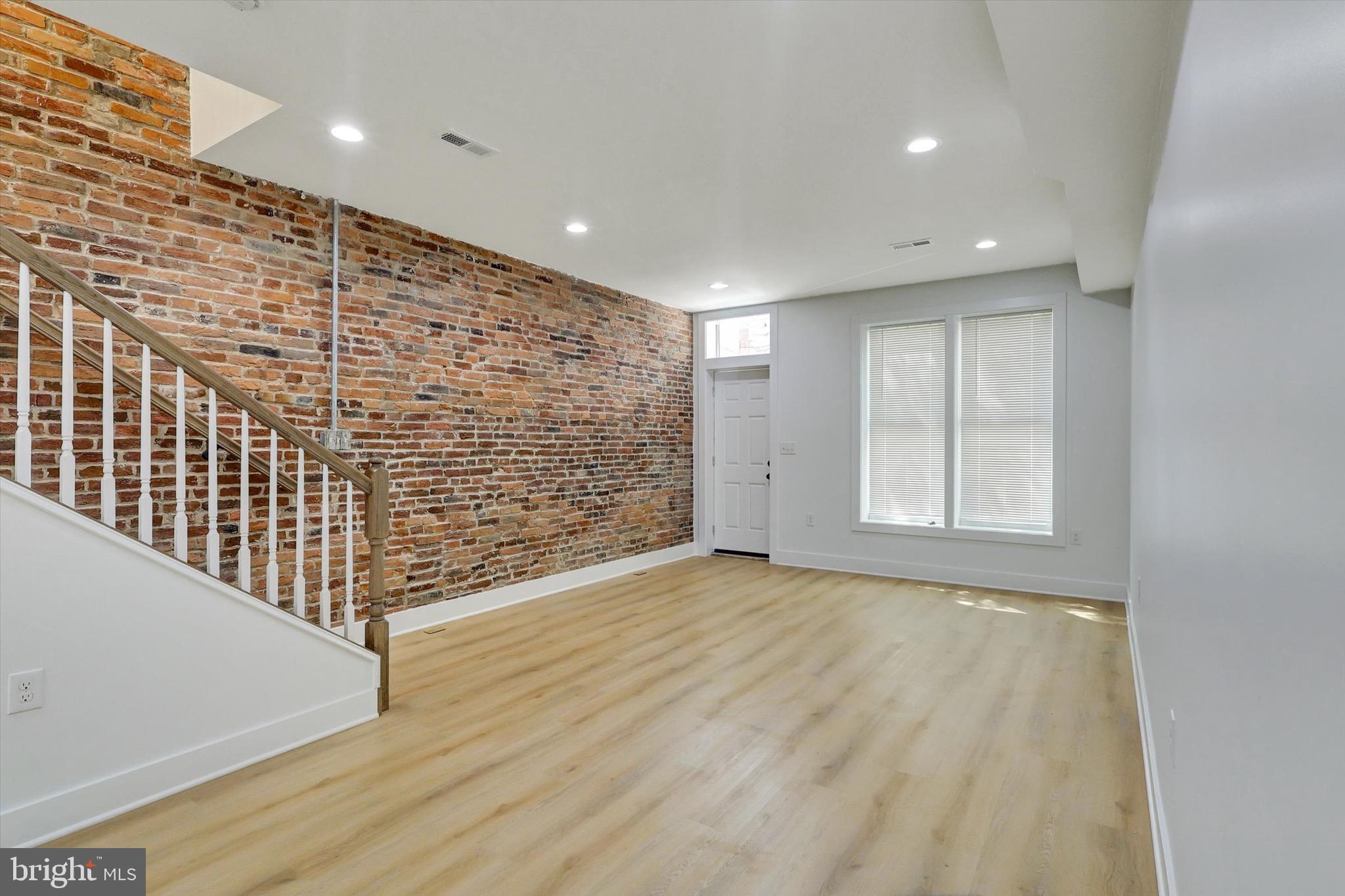 MCELDERRY PARK - Residential