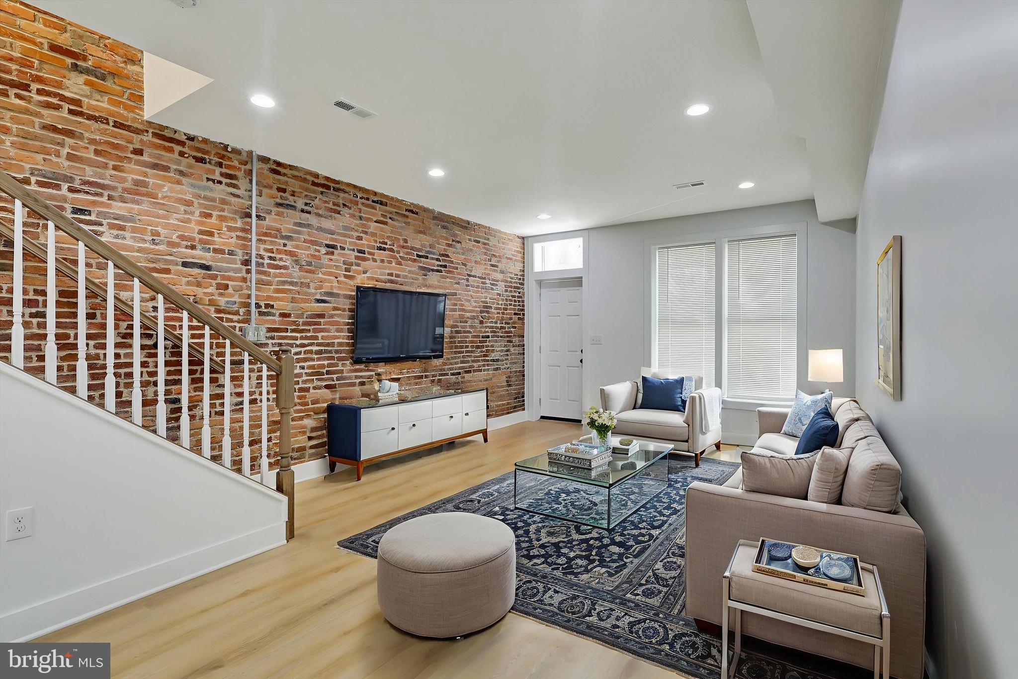 MCELDERRY PARK - Residential