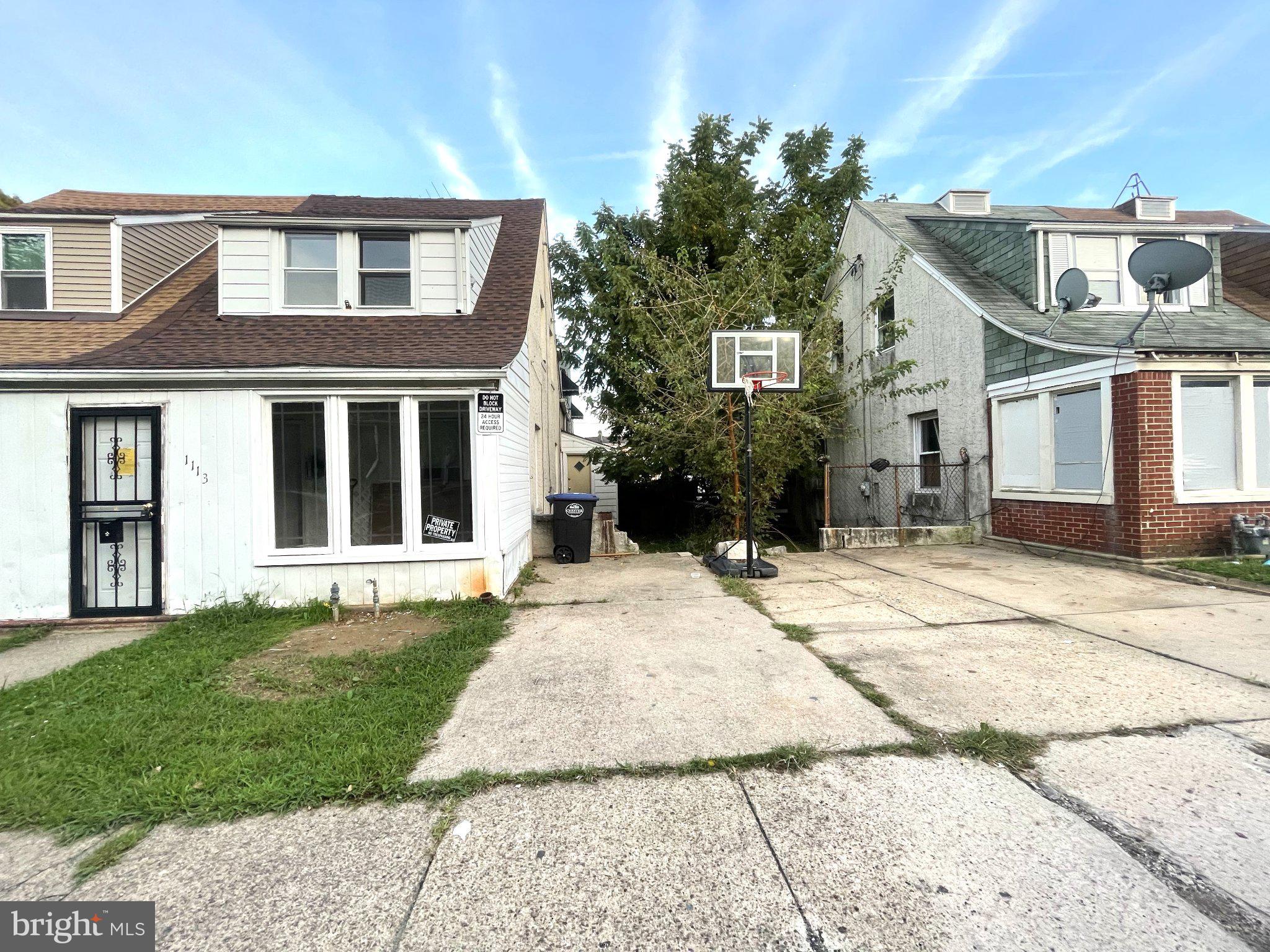 1113 WHITE STREET