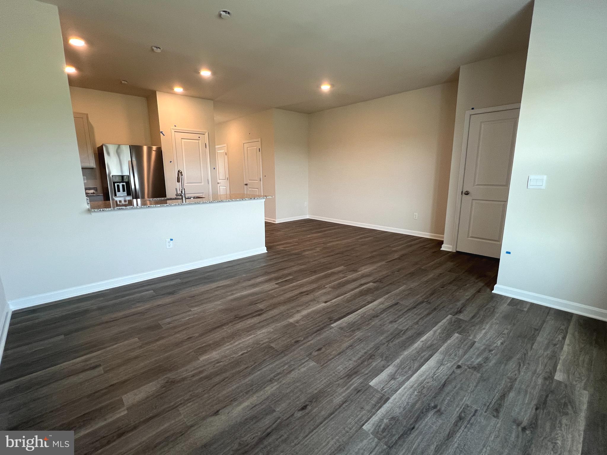 VALLEY VIEW - Residential Lease