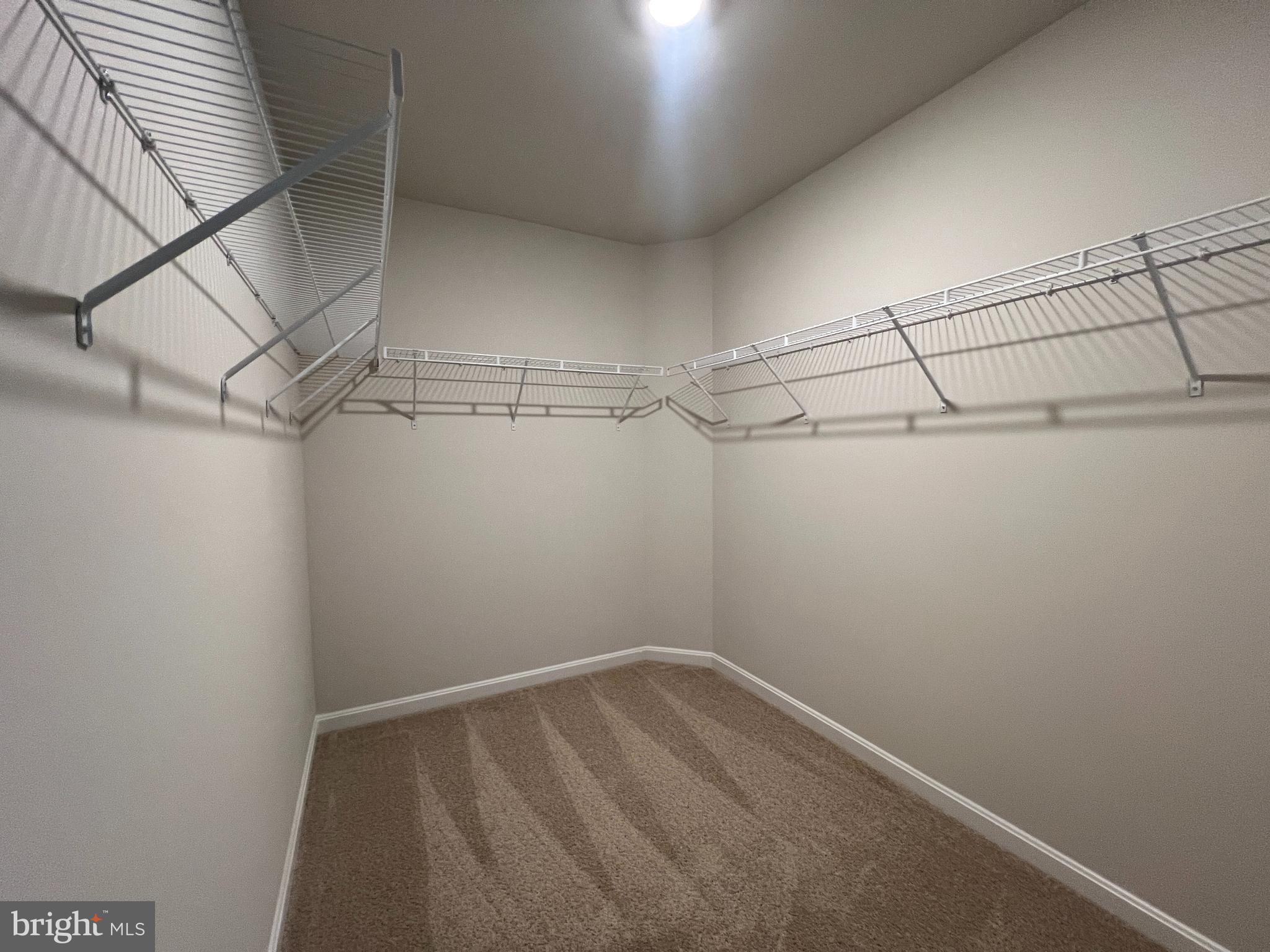 VALLEY VIEW - Residential Lease