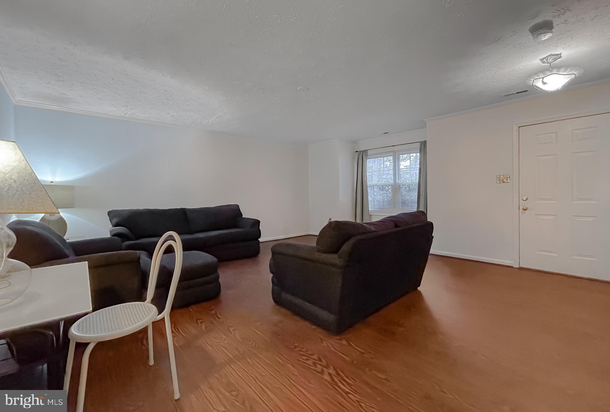 DORCHESTER - ST. CHARLES - Residential