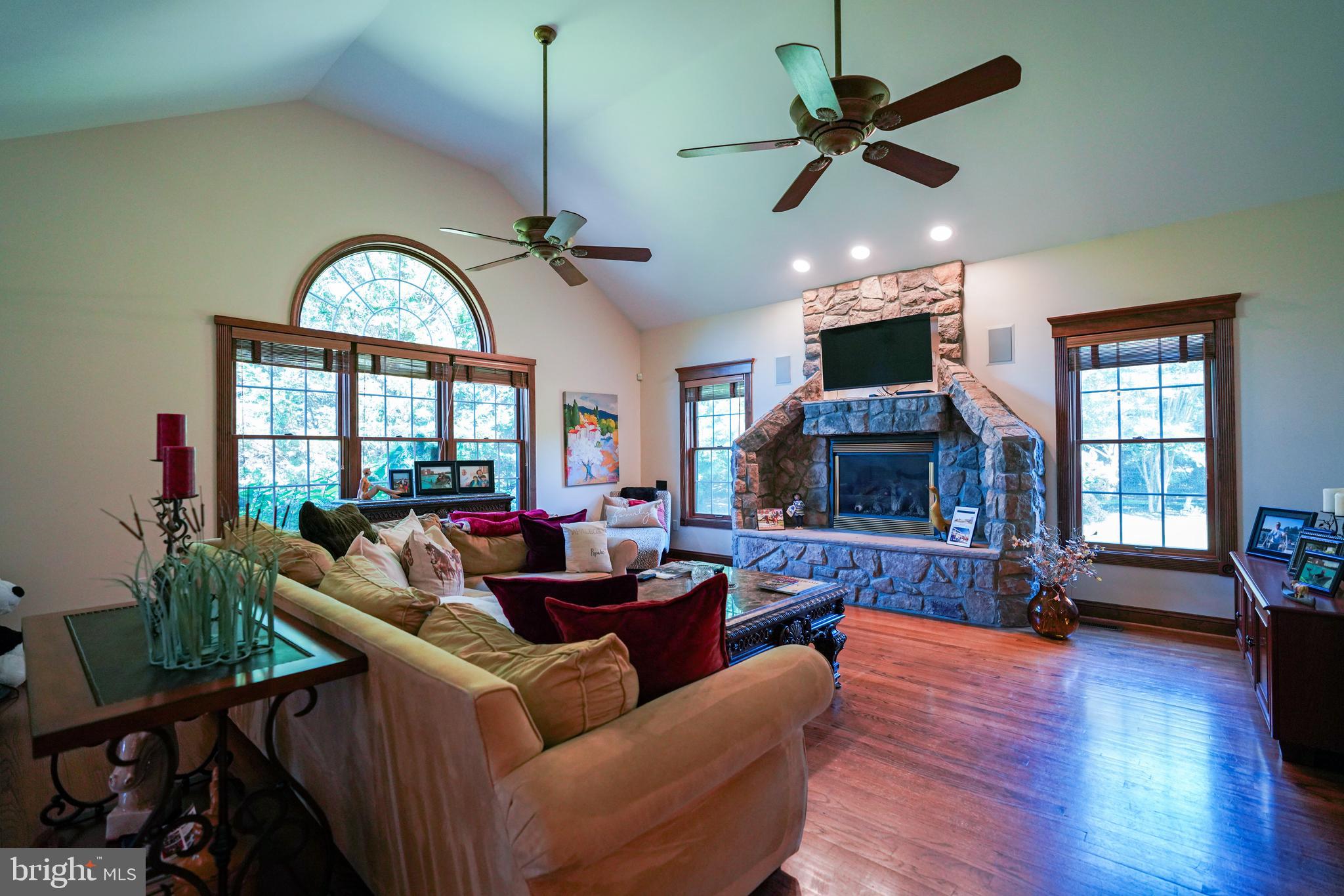 KINGS CREEK CC - Residential