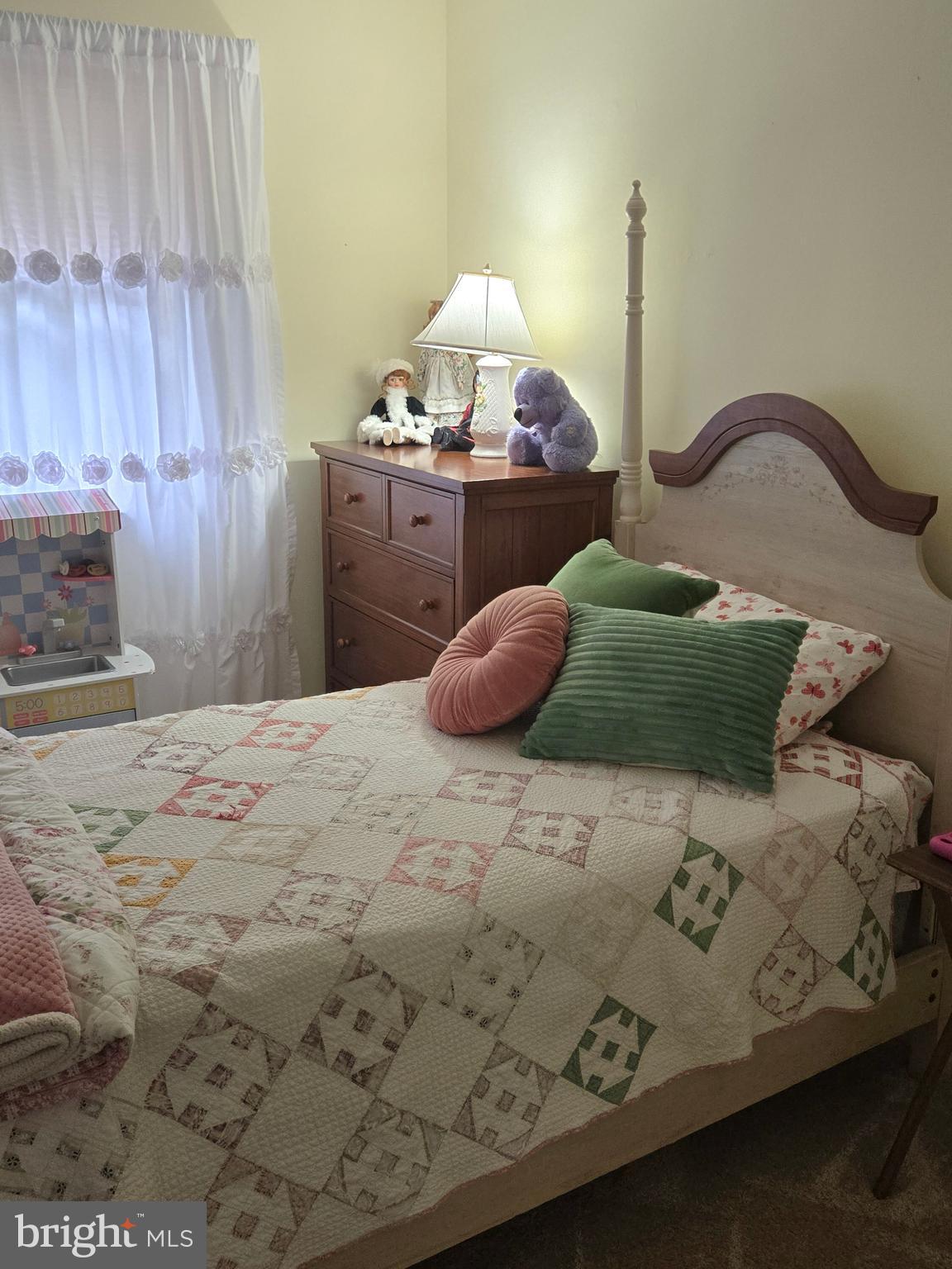 EAST PETERSBURG - Residential