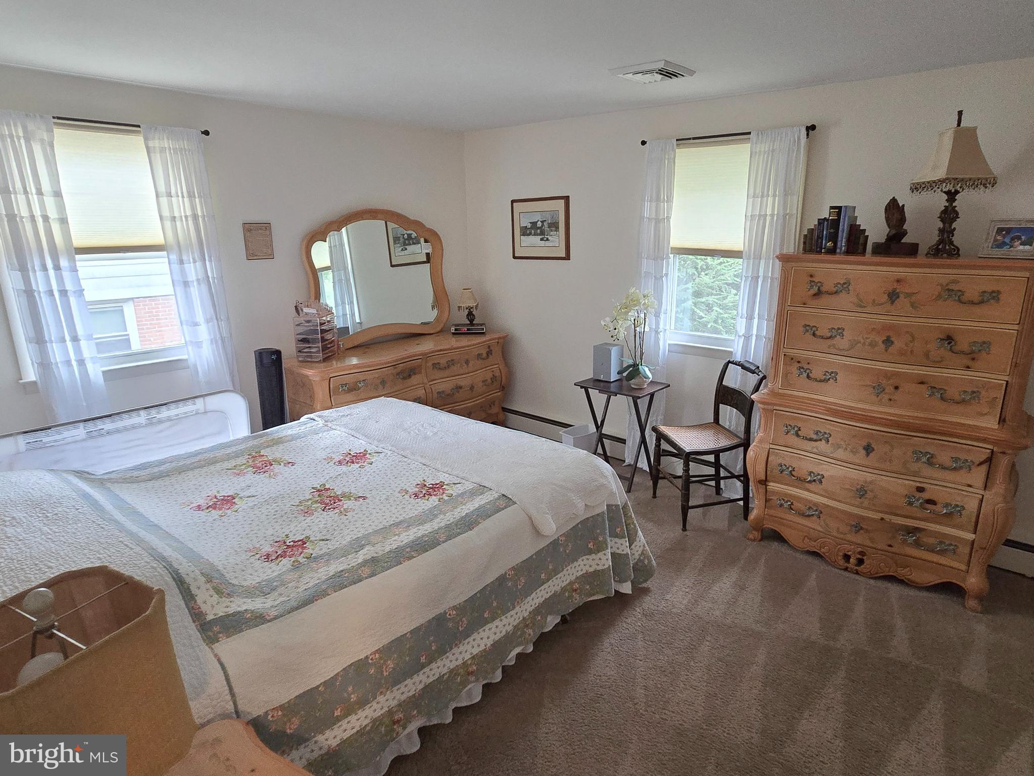 EAST PETERSBURG - Residential