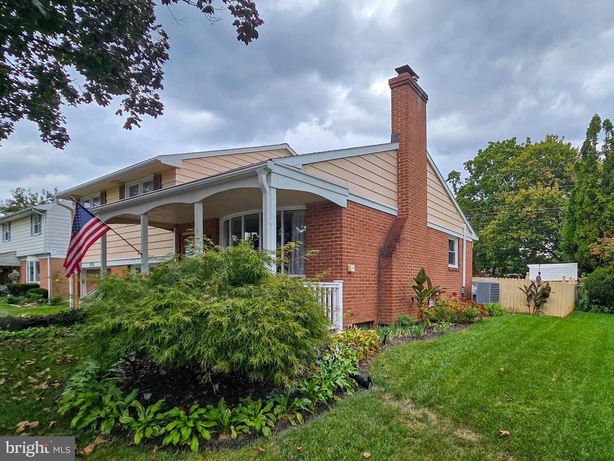 EAST PETERSBURG - Residential