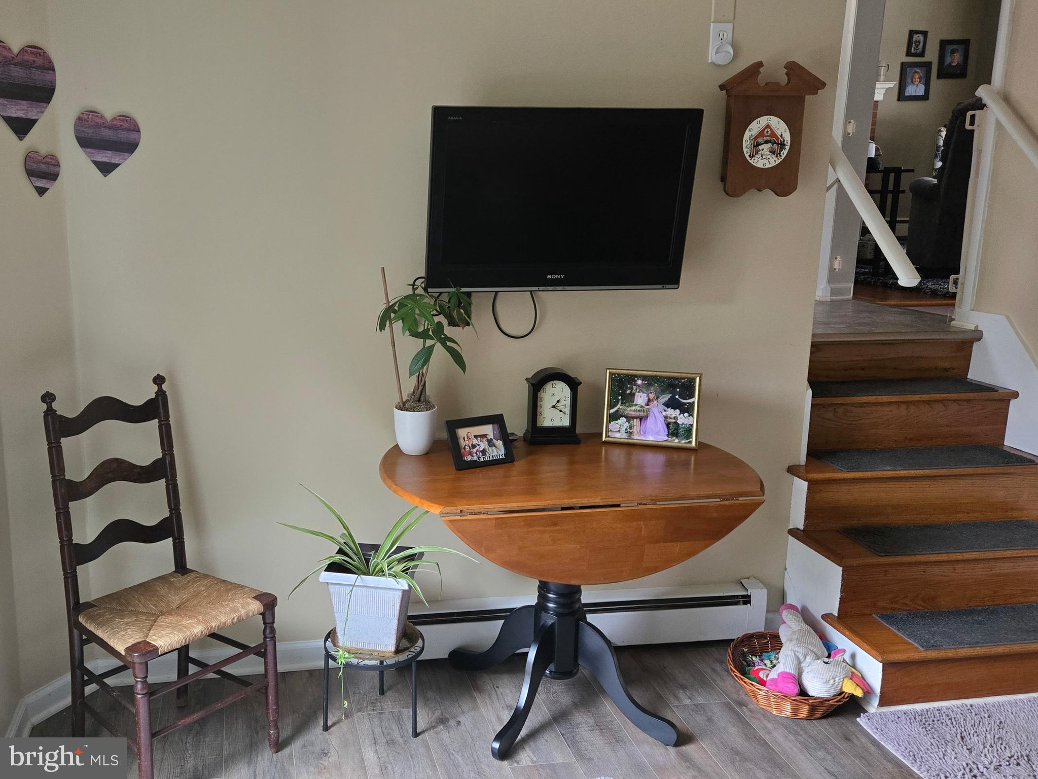 EAST PETERSBURG - Residential