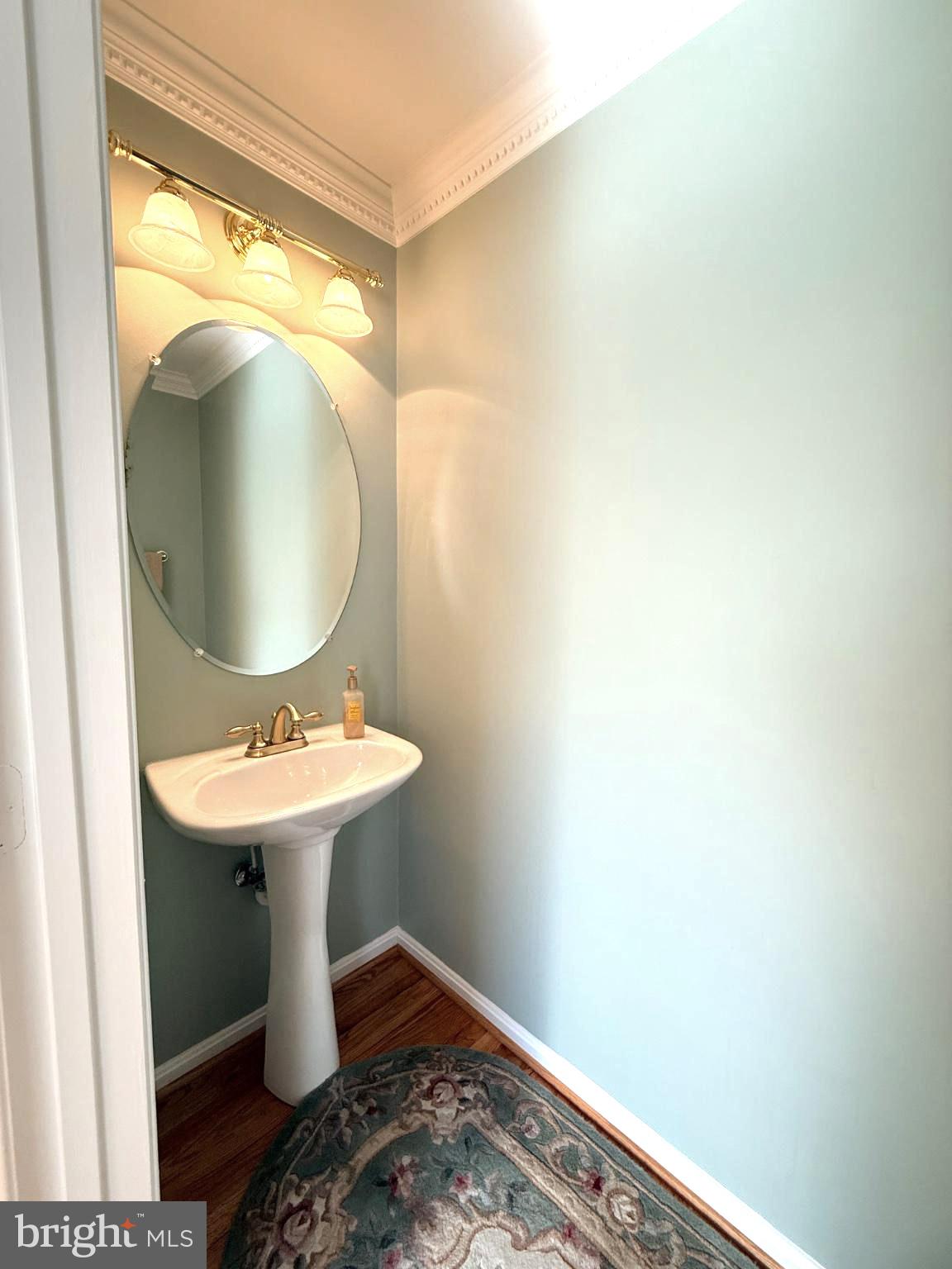 GOLDSBOROUGH MANOR - Residential