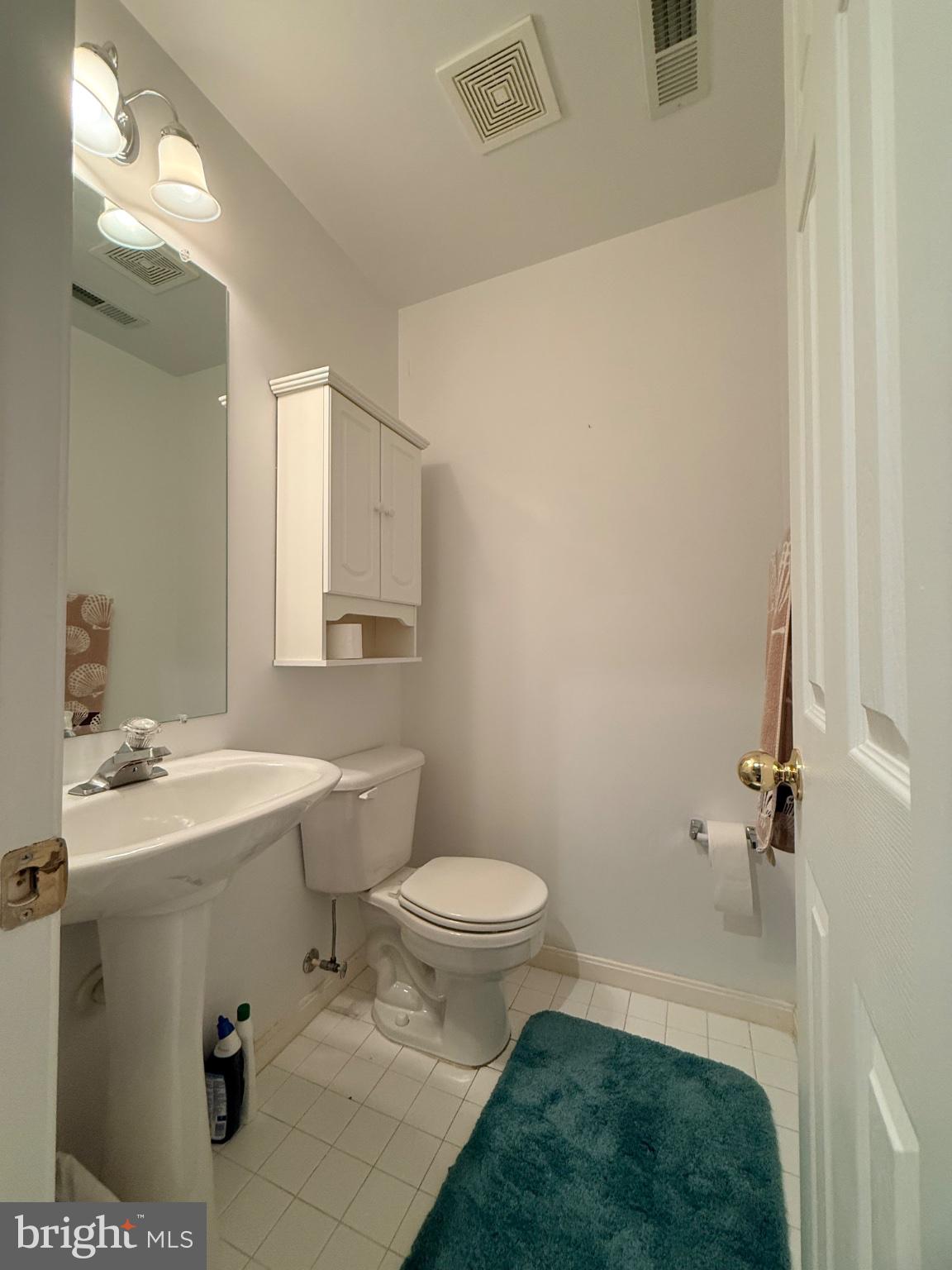 GOLDSBOROUGH MANOR - Residential