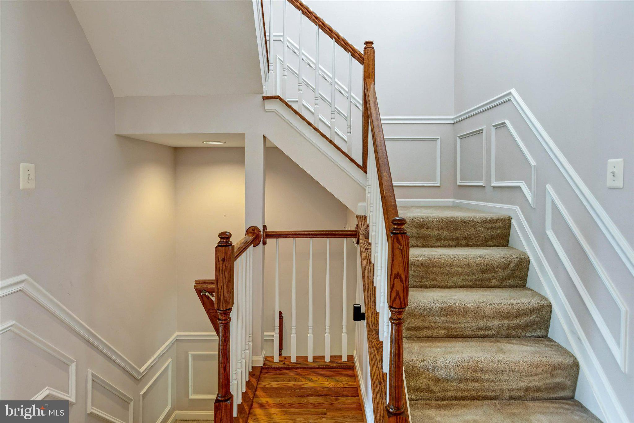 GOLDSBOROUGH MANOR - Residential