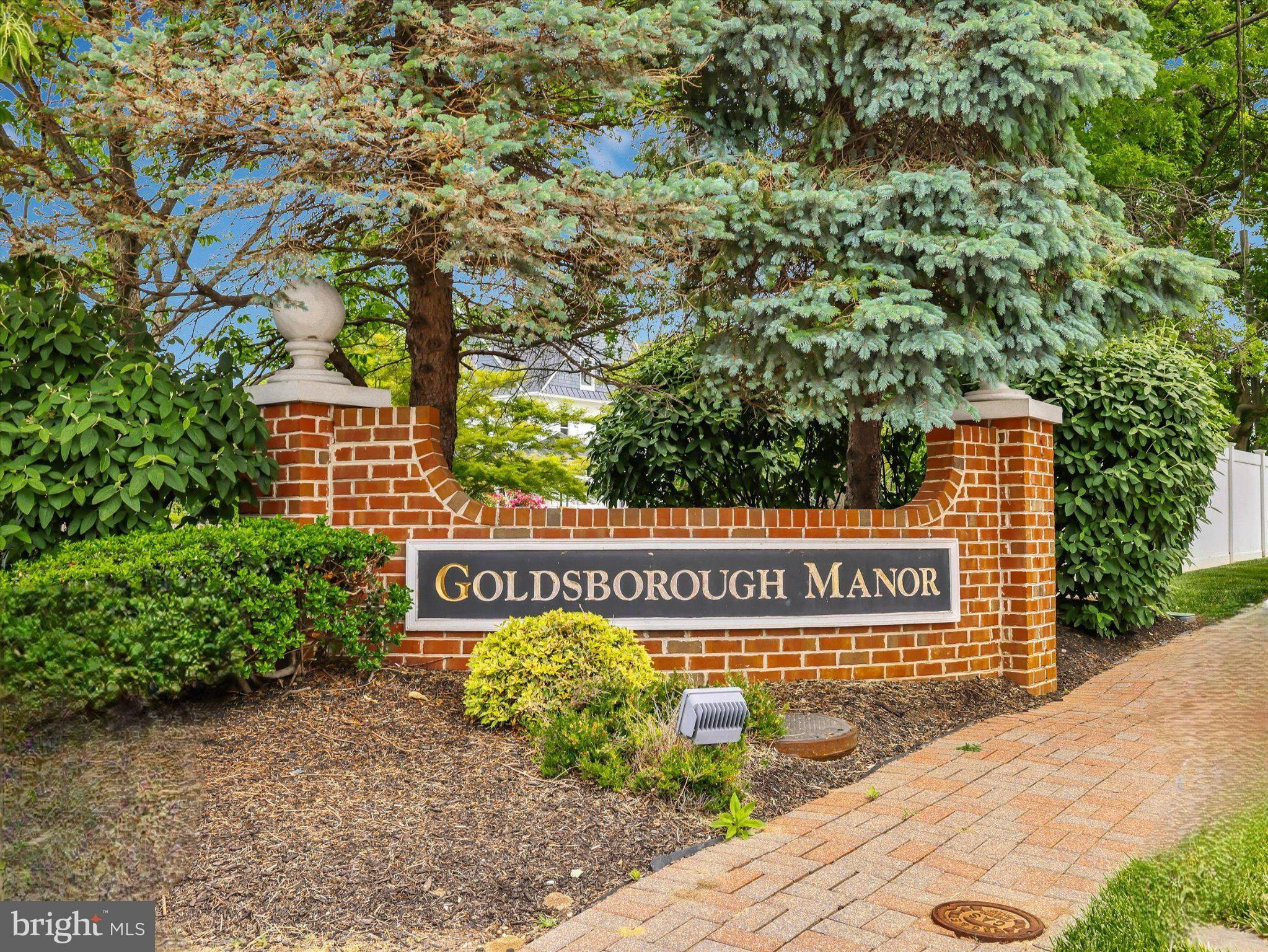 GOLDSBOROUGH MANOR - Residential