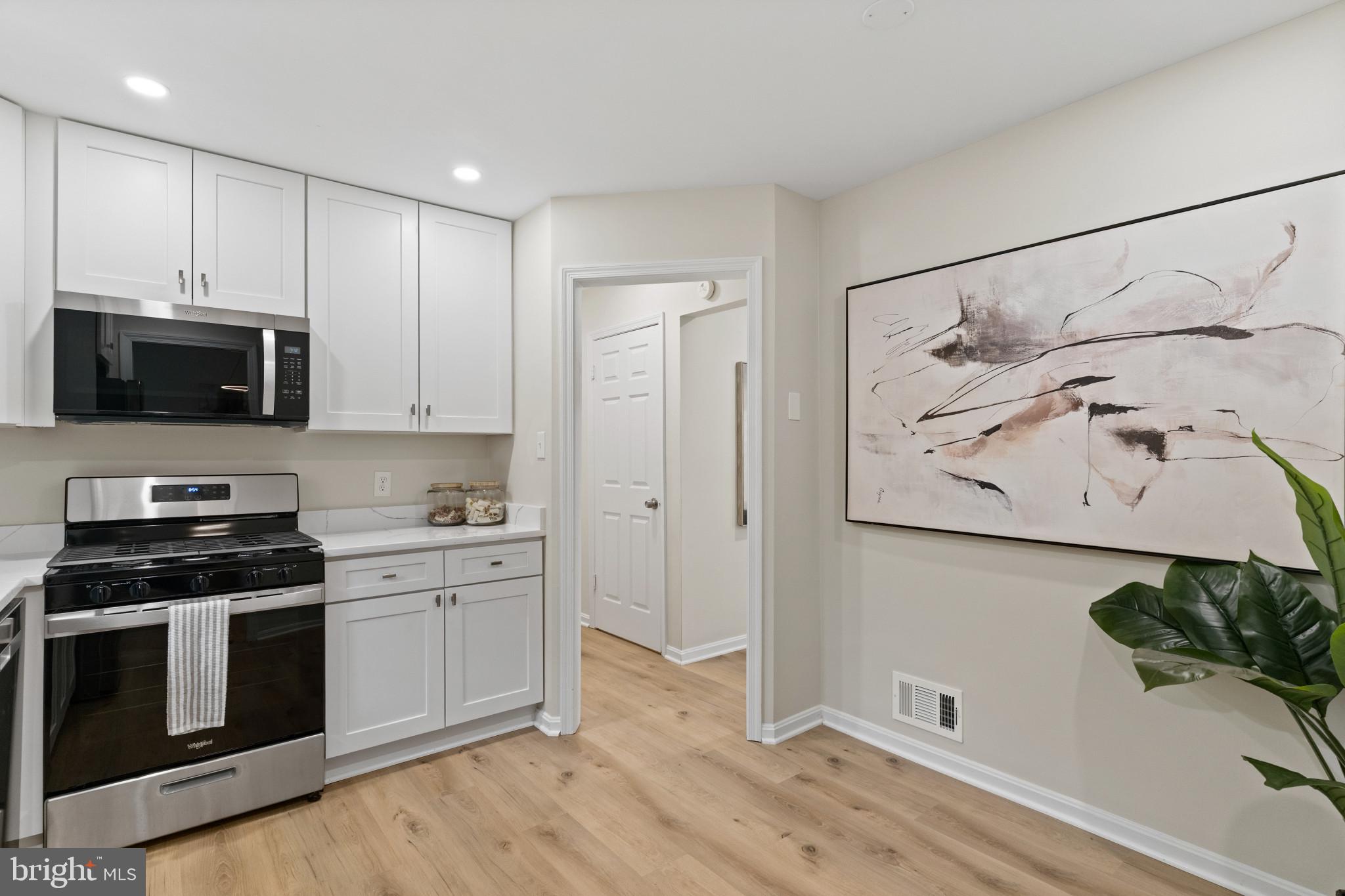 KINGS PARK WEST - Residential