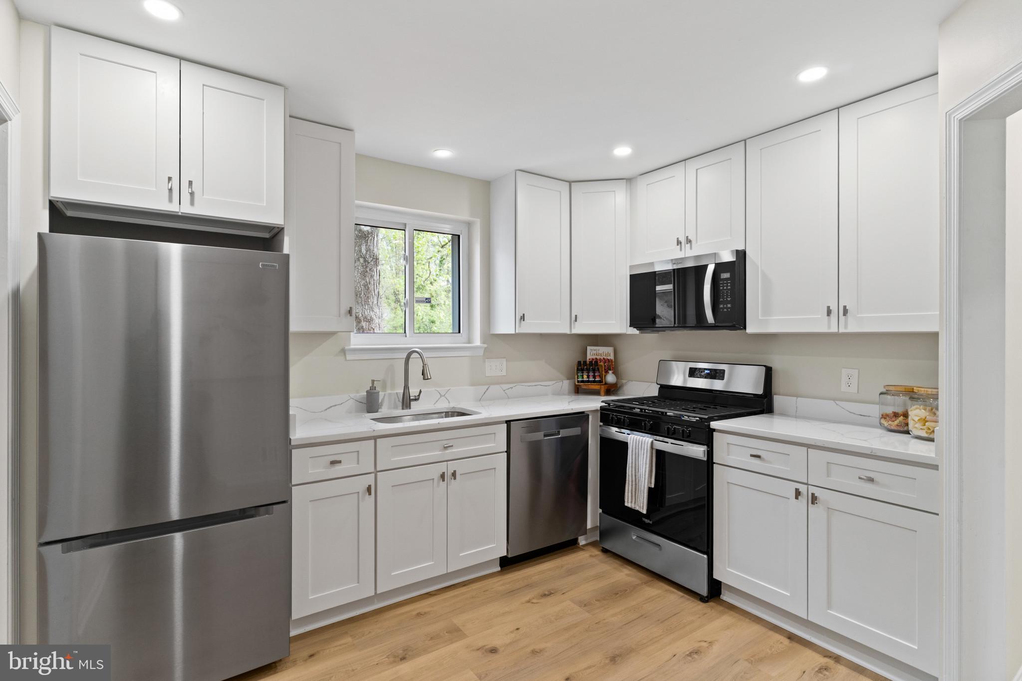 KINGS PARK WEST - Residential