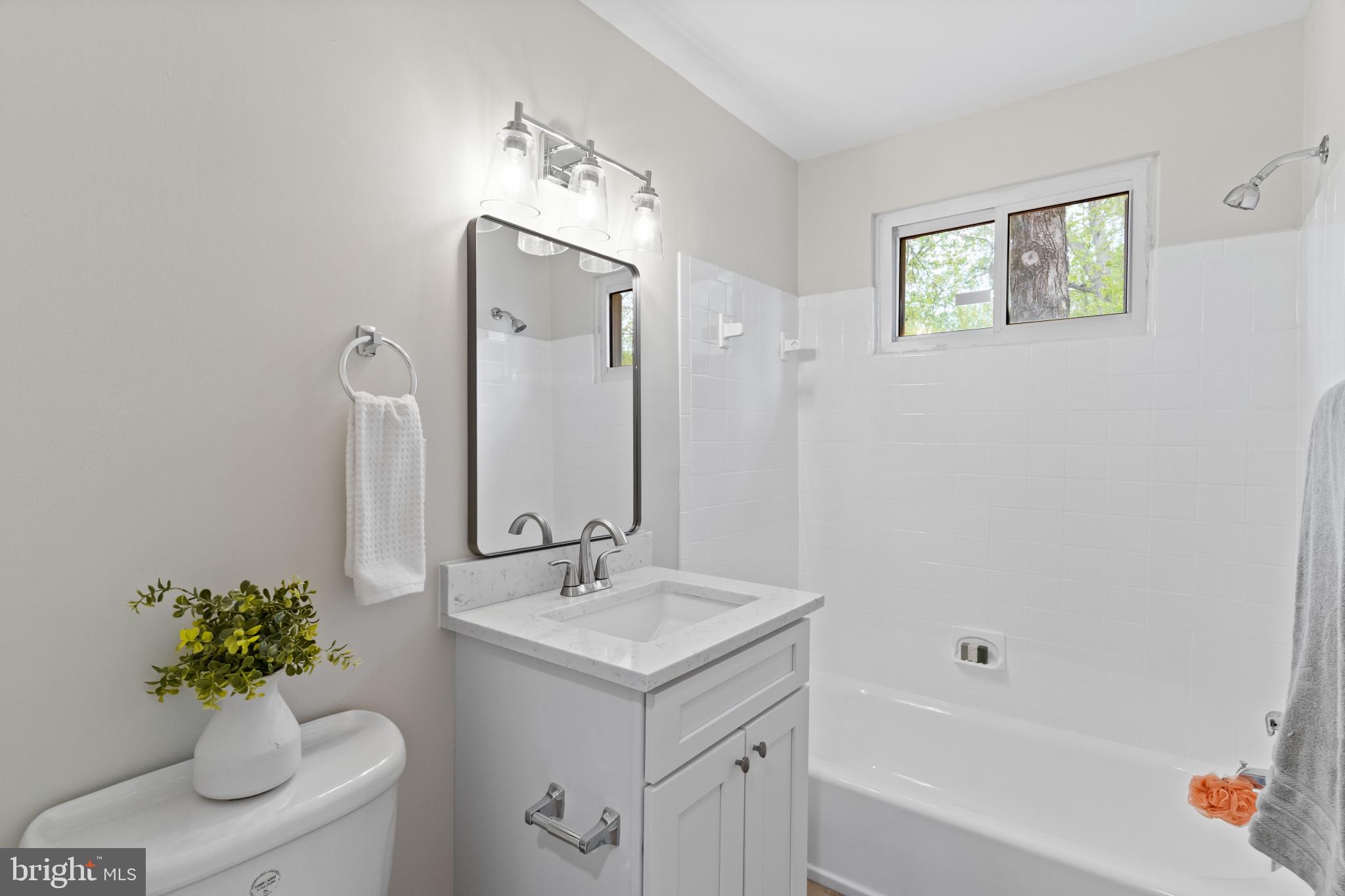 KINGS PARK WEST - Residential