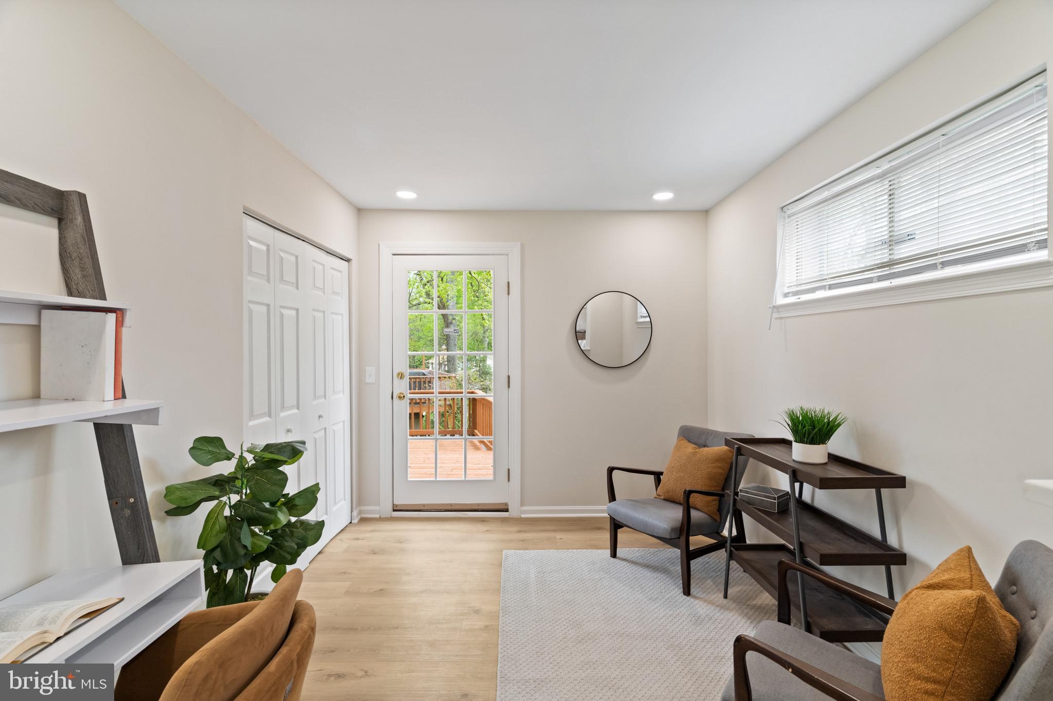 KINGS PARK WEST - Residential