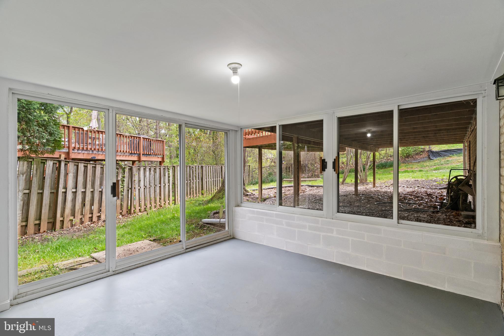 KINGS PARK WEST - Residential