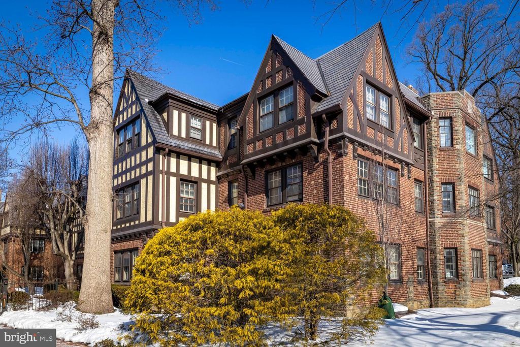 Photo of 415 City Avenue #J-2, MERION STATION, PA 19066 (MLS # PAMC2166902)