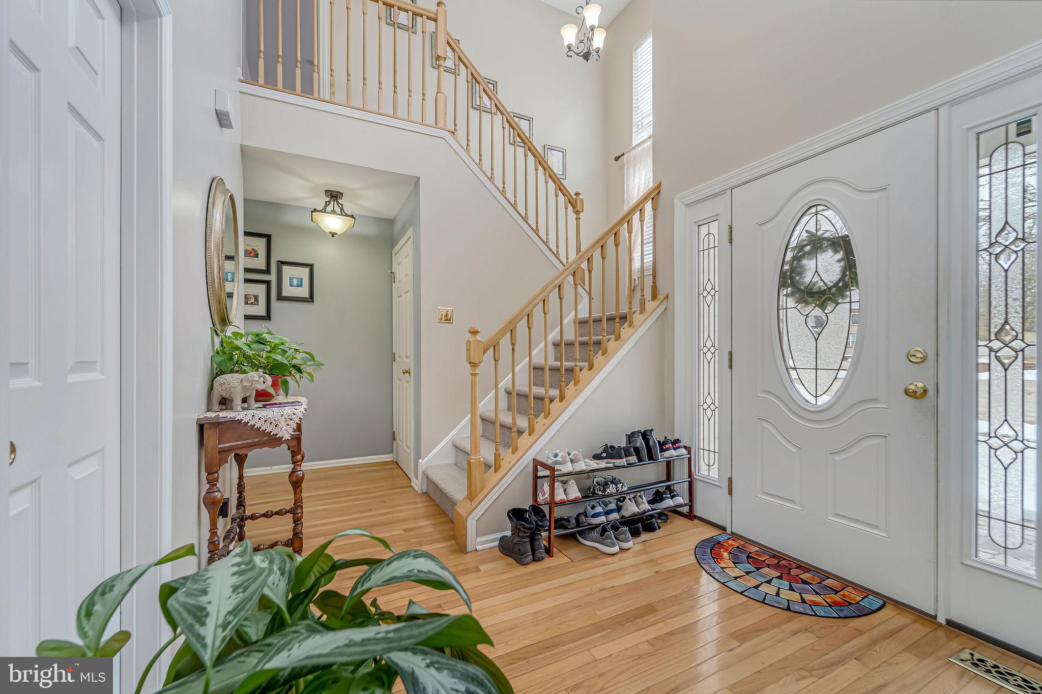 39 W ANNAPOLIS DRIVE